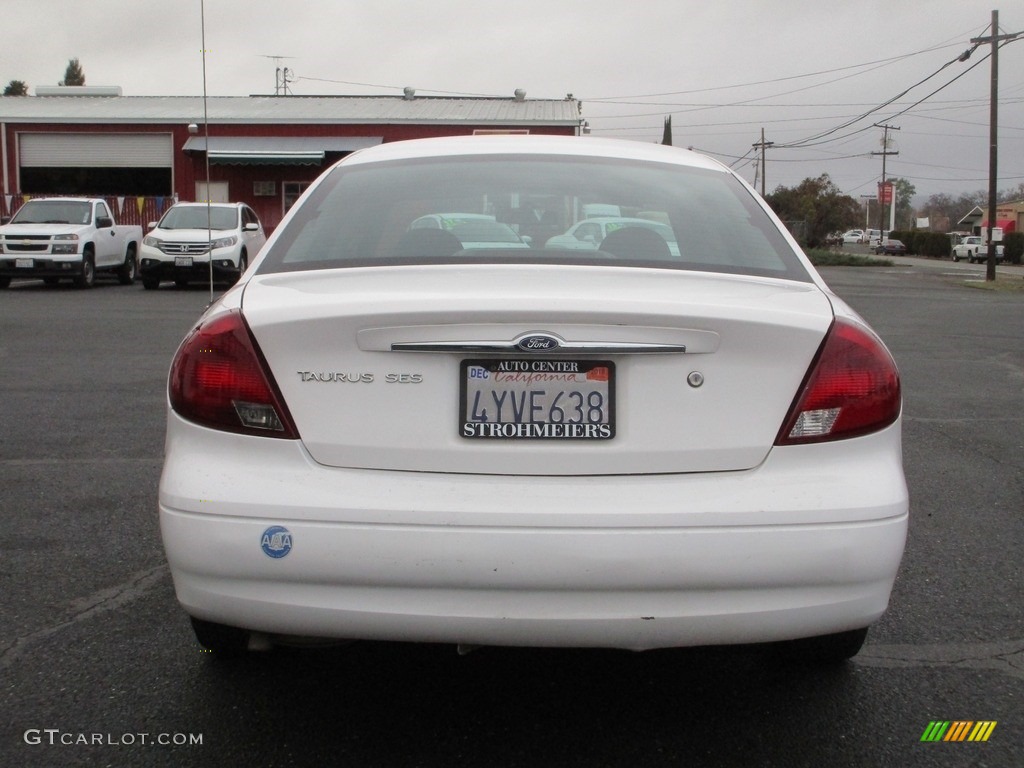 2003 Taurus SES - Vibrant White / Medium Graphite photo #6