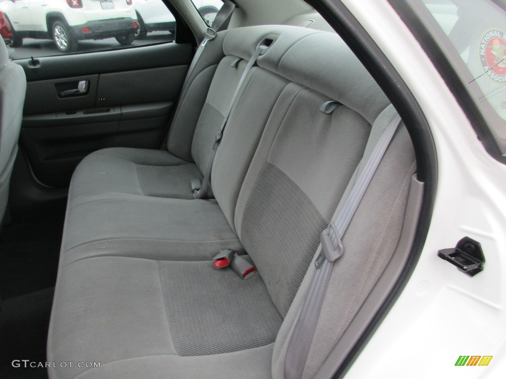 2003 Taurus SES - Vibrant White / Medium Graphite photo #9