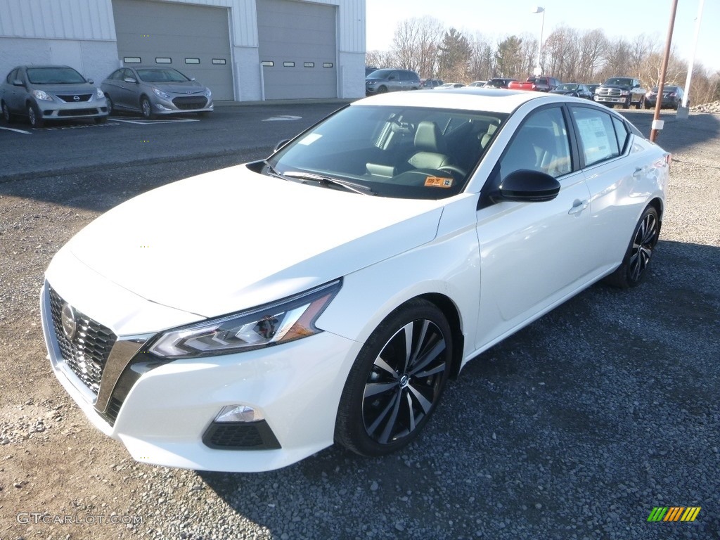 2019 Altima SR - Pearl White / Charcoal photo #8
