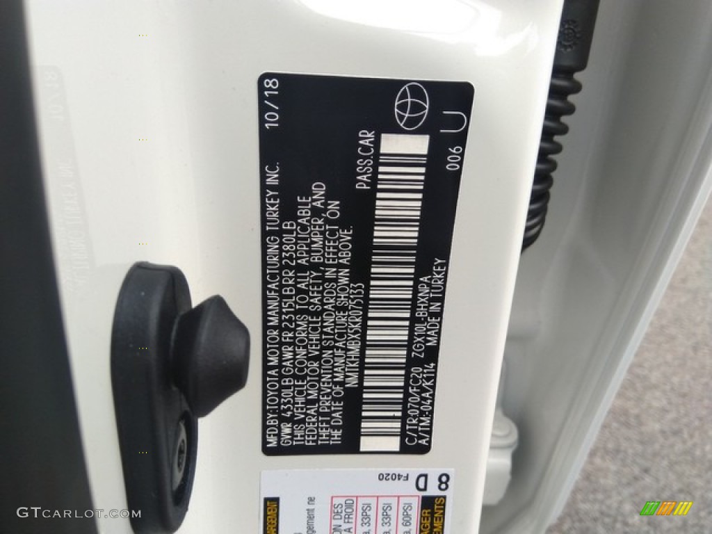 2019 C-HR Color Code 070 for Blizzard White Pearl Photo #131014167