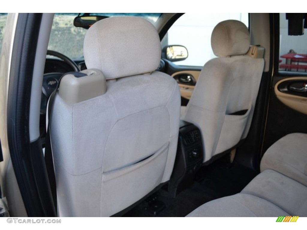 2007 TrailBlazer LS 4x4 - Sandstone Metallic / Light Cashmere/Ebony photo #19