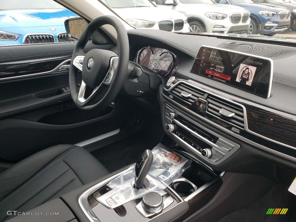 2019 BMW 7 Series 740i xDrive Sedan Dashboard Photos