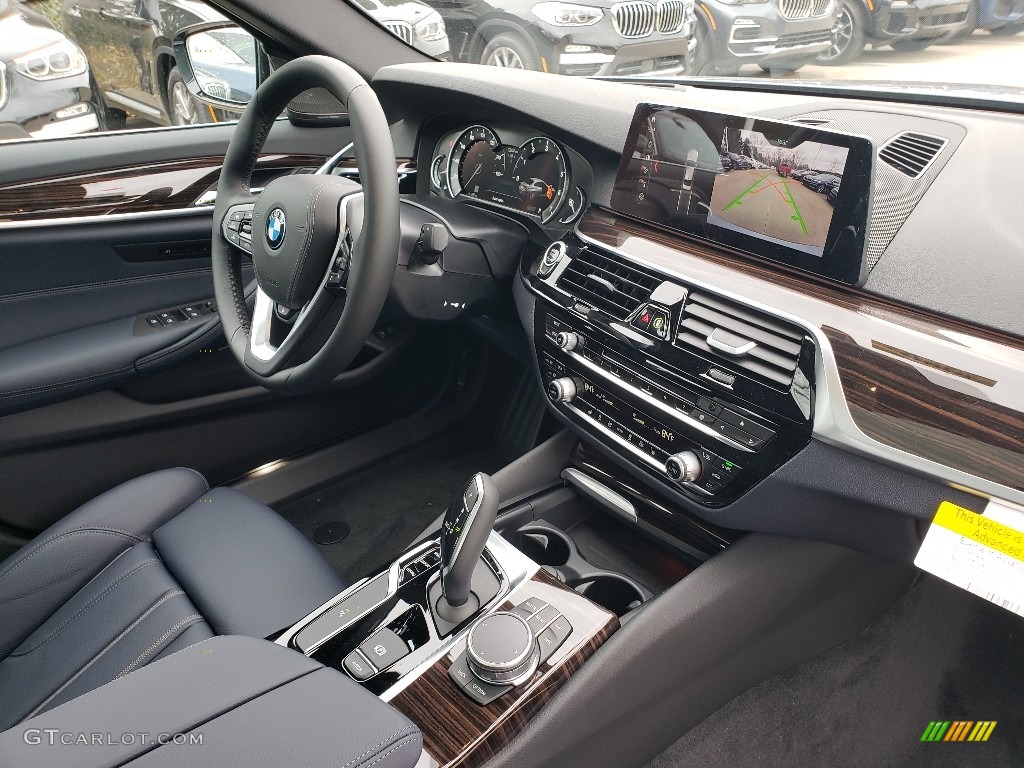 2019 BMW 5 Series 540i xDrive Sedan Night Blue Dashboard Photo #131015133