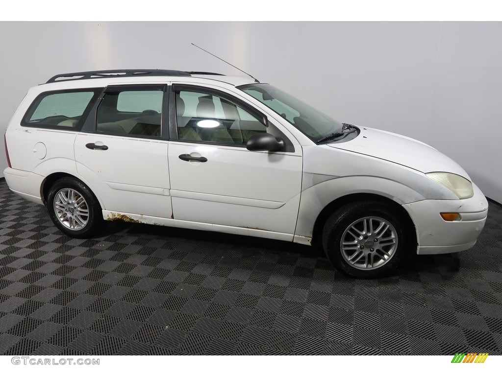 2003 Focus ZTW Wagon - Cloud 9 White / Medium Parchment photo #3