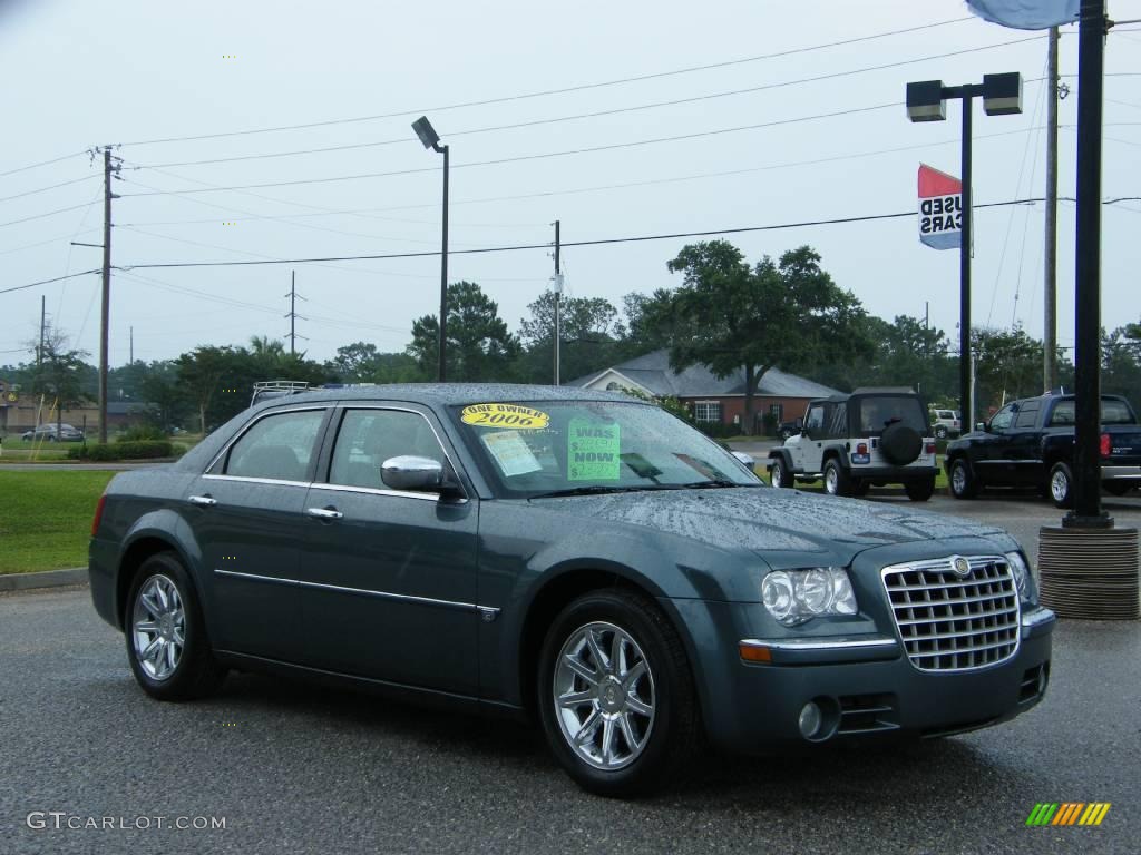 2006 300 C HEMI - Magnesium Pearlcoat / Dark Slate Gray/Light Slate Gray photo #7