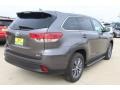 2019 Predawn Gray Mica Toyota Highlander XLE  photo #8