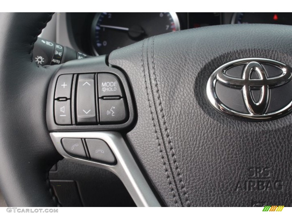 2019 Toyota Highlander LE Plus Black Steering Wheel Photo #131024091