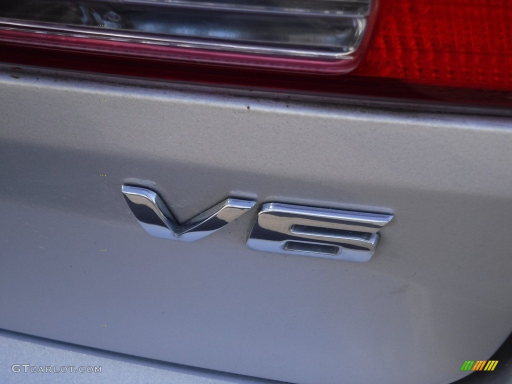 2009 Sonata GLS V6 - Bright Silver / Gray photo #11