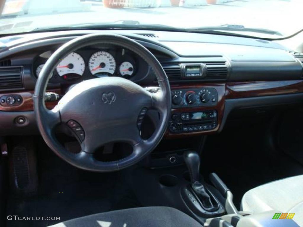 2001 Stratus ES Sedan - Inferno Red Tinted Pearl / Dark Slate Gray photo #12