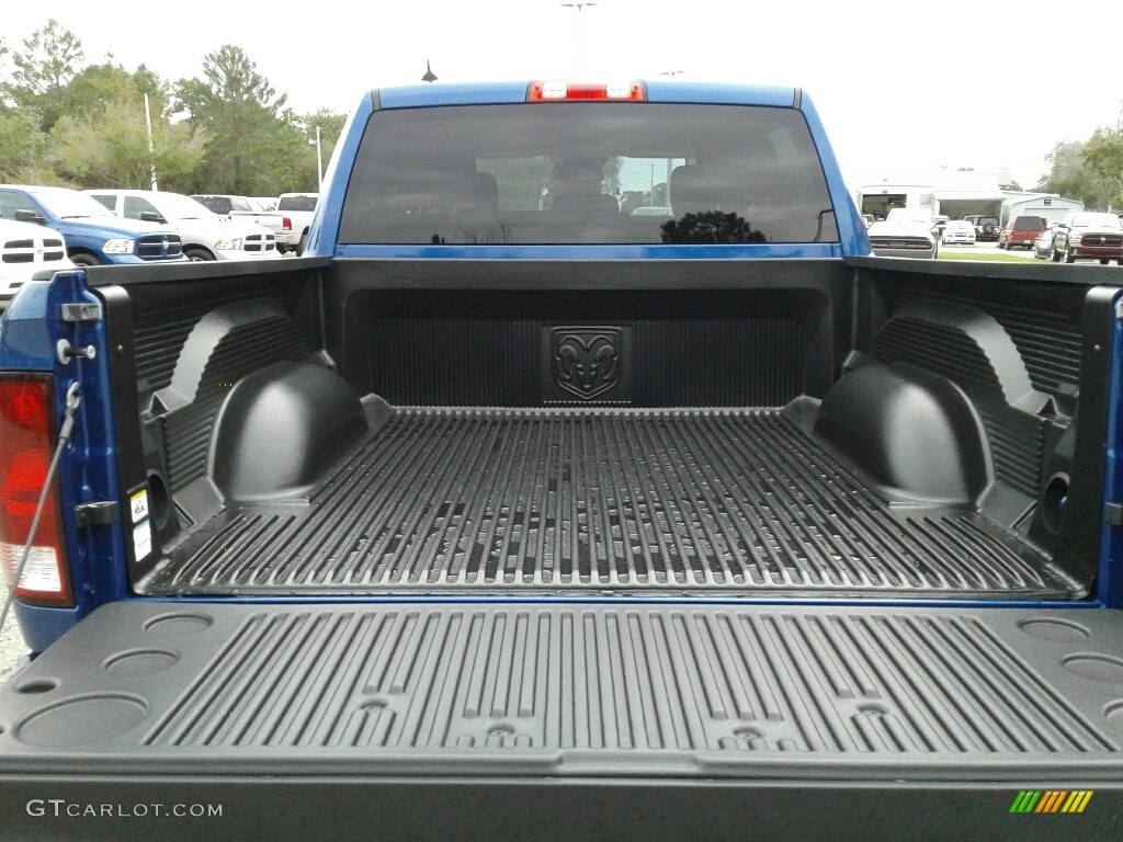 2019 1500 Classic Tradesman Crew Cab 4x4 - Blue Streak Pearl / Black/Diesel Gray photo #19
