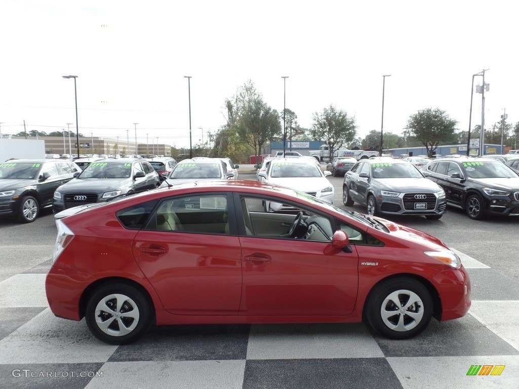 2014 Prius Two Hybrid - Barcelona Red Metallic / Bisque photo #3