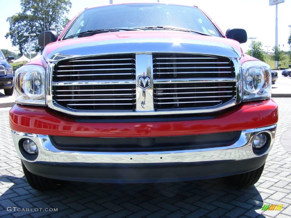 2007 Ram 1500 Thunder Road Quad Cab - Flame Red / Medium Slate Gray photo #8