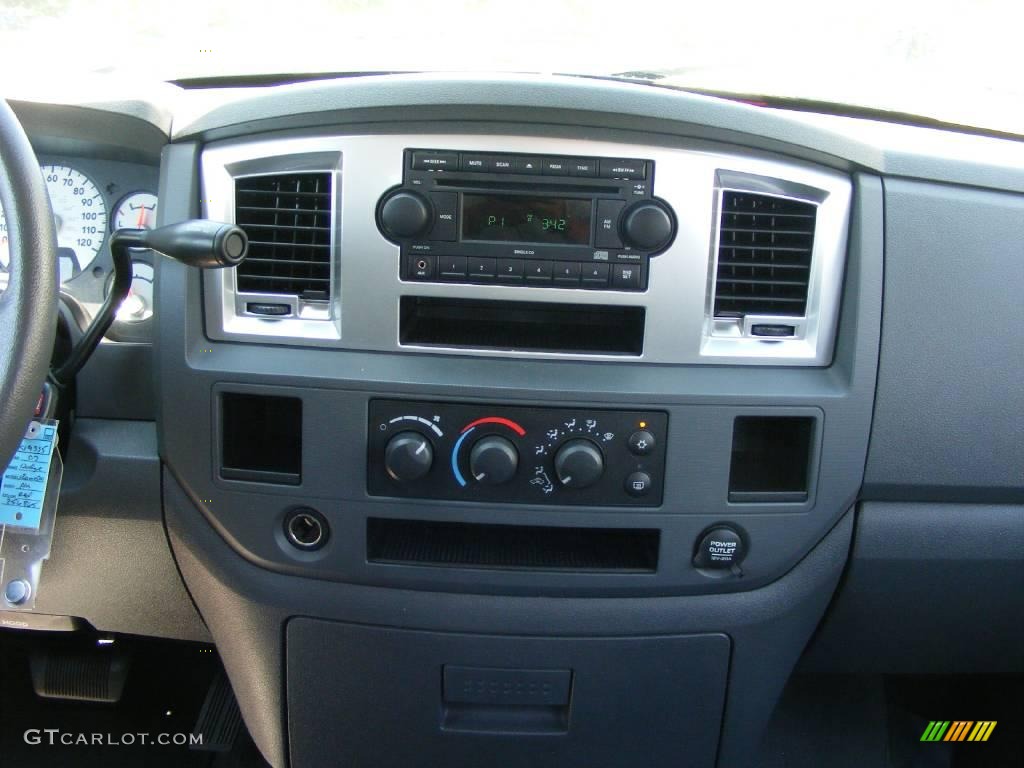 2007 Ram 1500 Thunder Road Quad Cab - Flame Red / Medium Slate Gray photo #25