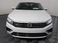 Pure White - Passat R-Line Photo No. 19
