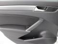 Pure White - Passat R-Line Photo No. 45