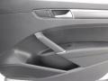 Pure White - Passat R-Line Photo No. 50