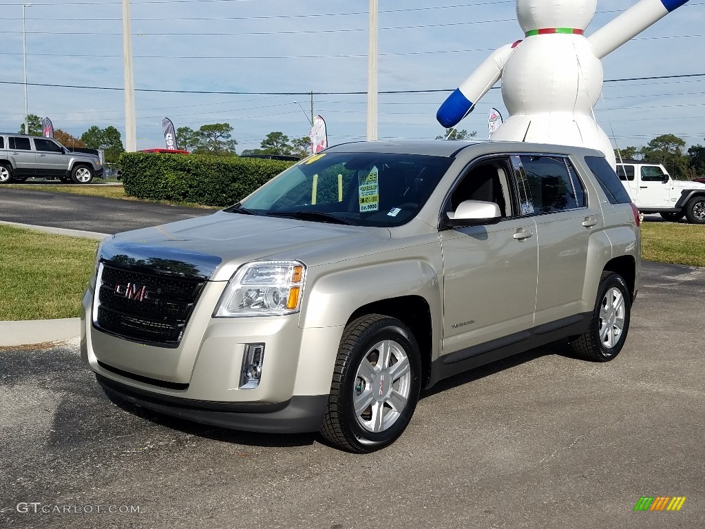 2014 Terrain SLE - Champagne Silver Metallic / Jet Black photo #1