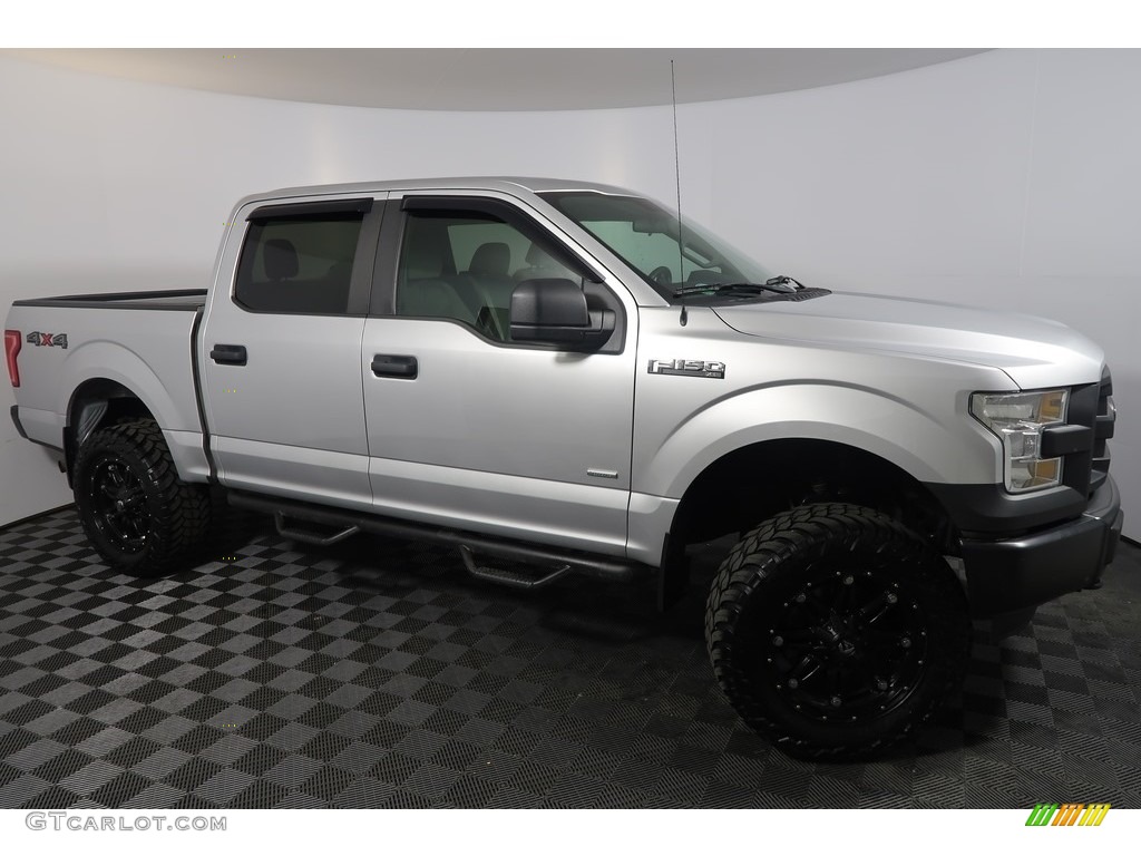2016 F150 XL SuperCrew 4x4 - Ingot Silver / Medium Earth Gray photo #3