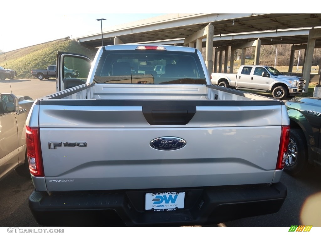 2016 F150 XL SuperCrew 4x4 - Ingot Silver / Medium Earth Gray photo #10