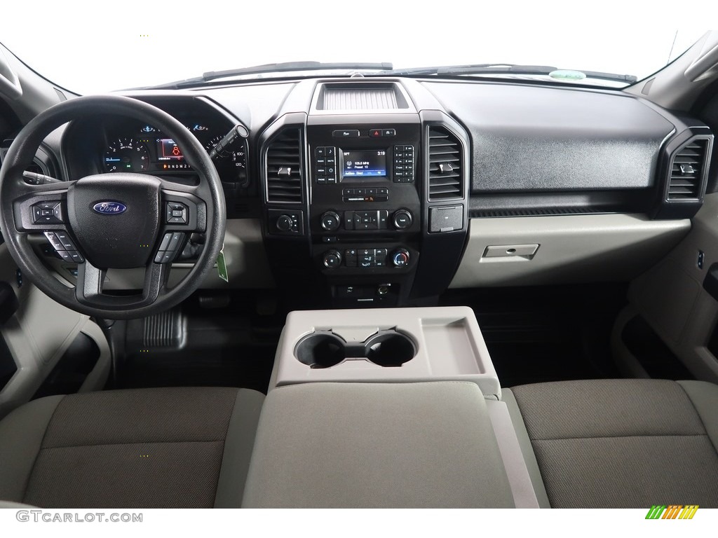 2016 F150 XL SuperCrew 4x4 - Ingot Silver / Medium Earth Gray photo #15