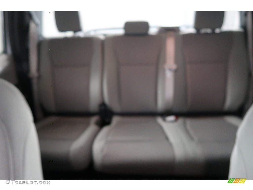 2016 F150 XL SuperCrew 4x4 - Ingot Silver / Medium Earth Gray photo #25