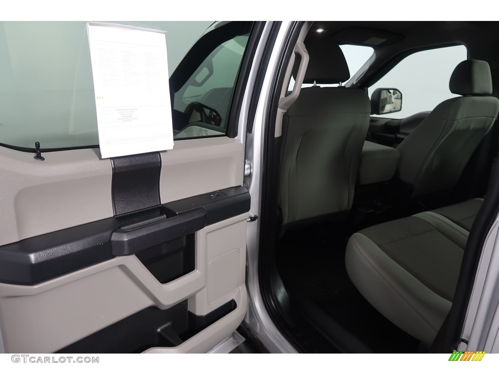 2016 F150 XL SuperCrew 4x4 - Ingot Silver / Medium Earth Gray photo #36