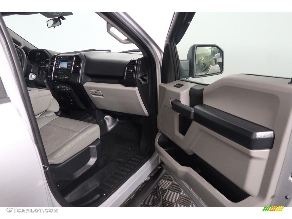 2016 F150 XL SuperCrew 4x4 - Ingot Silver / Medium Earth Gray photo #38
