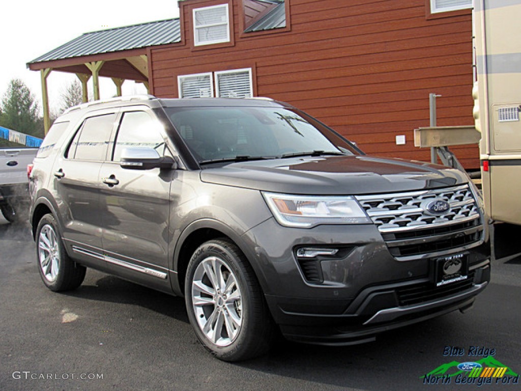 2019 Explorer XLT - Magnetic / Medium Black/Desert Copper photo #7