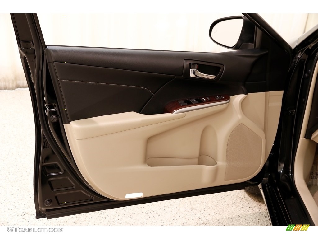 2013 Camry XLE V6 - Attitude Black Metallic / Ivory photo #4