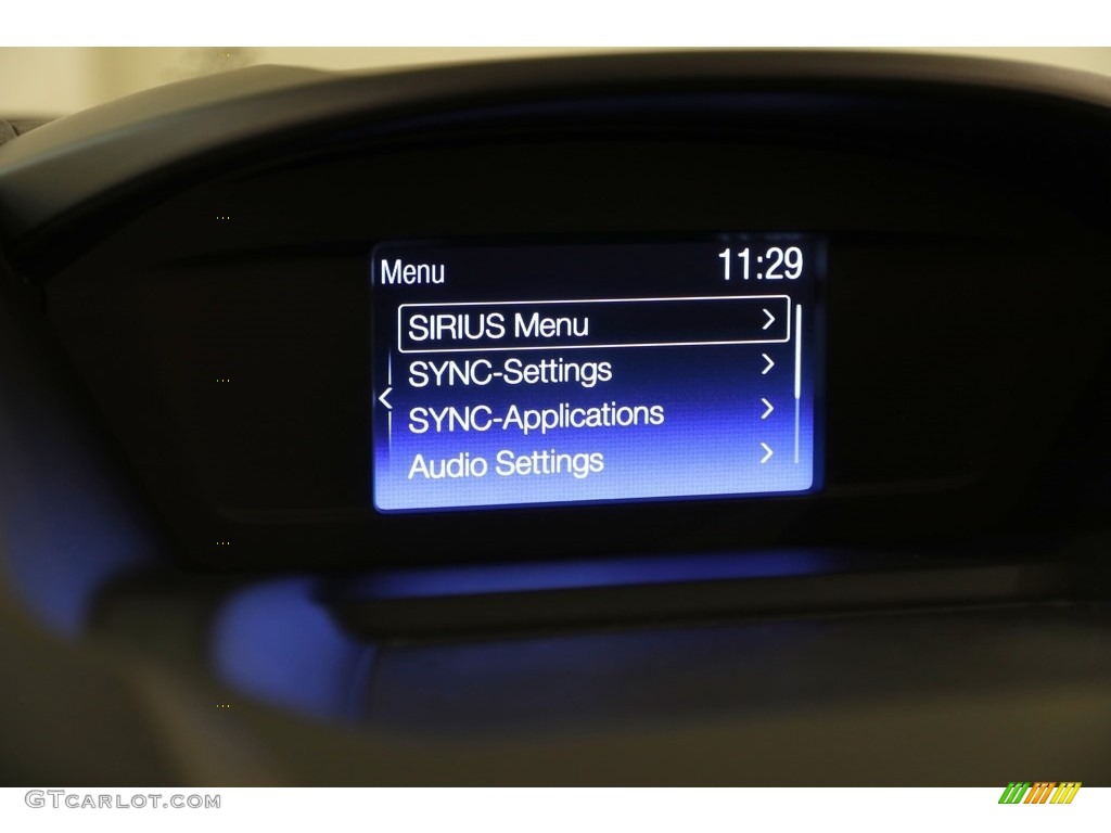 2018 Escape SE 4WD - Oxford White / Charcoal Black photo #14