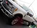 2019 White Platinum Ford F250 Super Duty XLT Crew Cab 4x4  photo #30