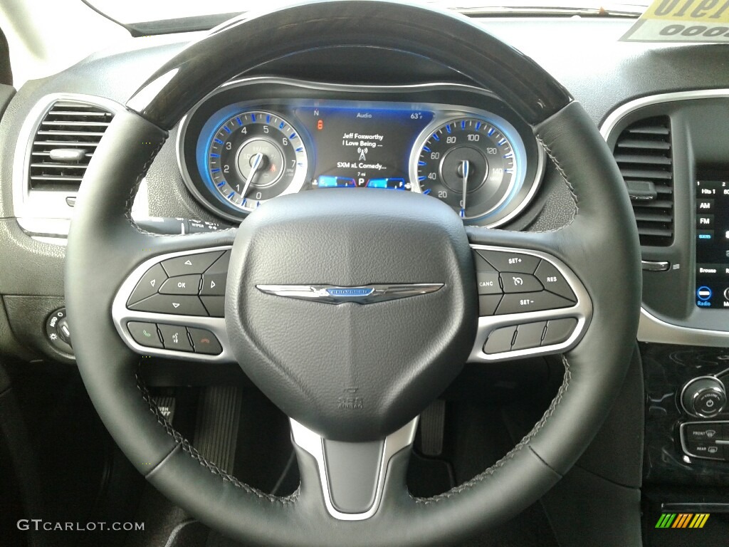 2019 Chrysler 300 Limited Steering Wheel Photos