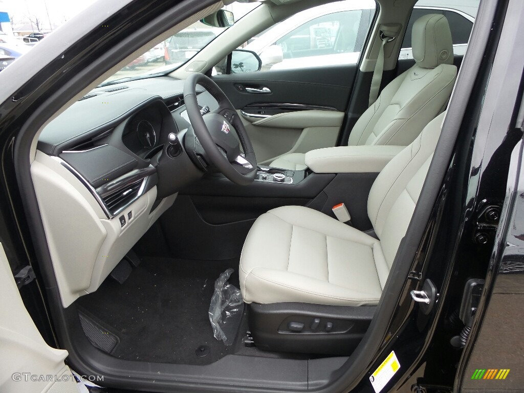 Light Platinum/Jet Black Interior 2019 Cadillac XT4 Luxury AWD Photo #131048663