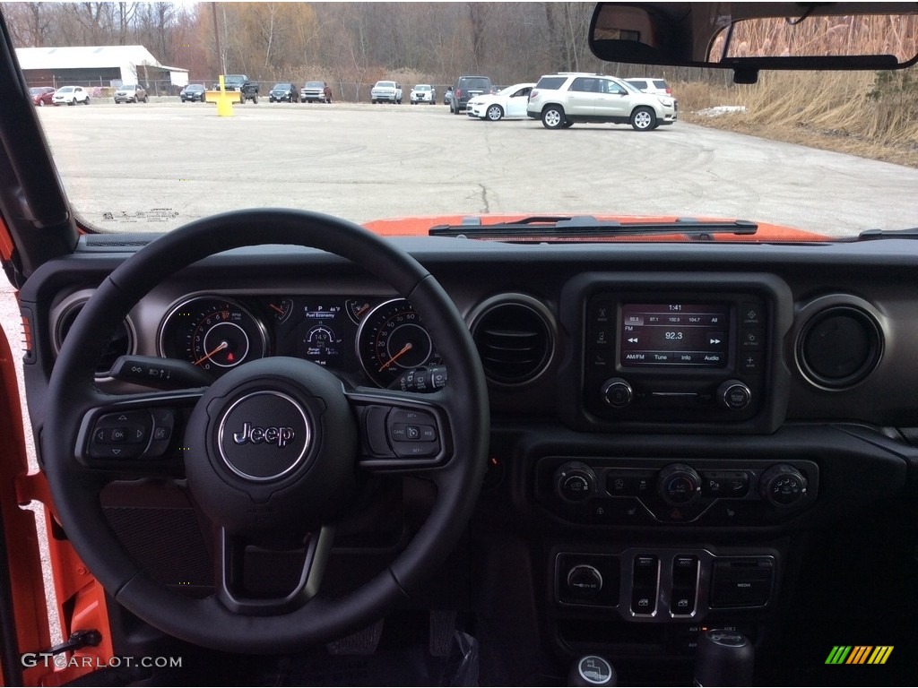 2019 Wrangler Sport 4x4 - Punk