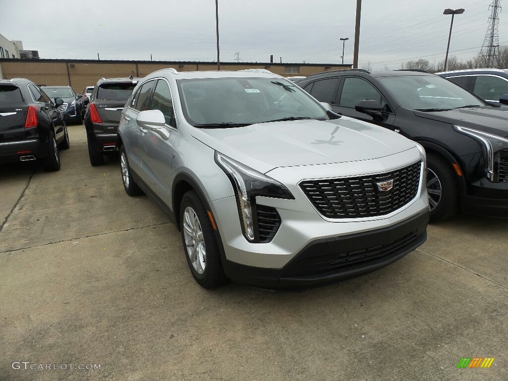 Radiant Silver Metallic 2019 Cadillac XT4 Luxury AWD Exterior Photo #131049242