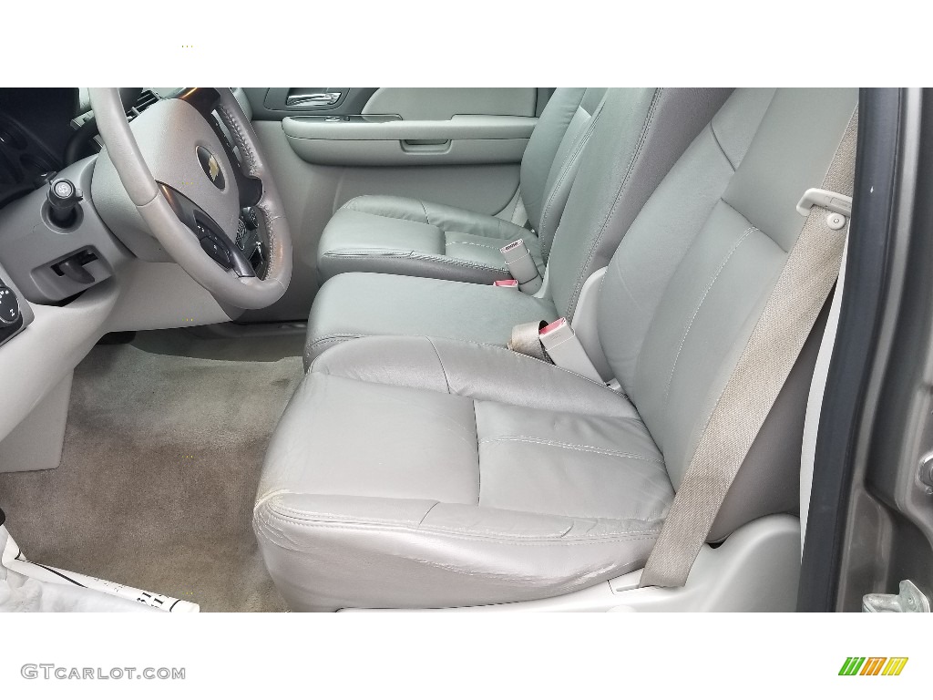 2007 Suburban 1500 LS 4x4 - Silver Birch Metallic / Light Titanium/Dark Titanium photo #12