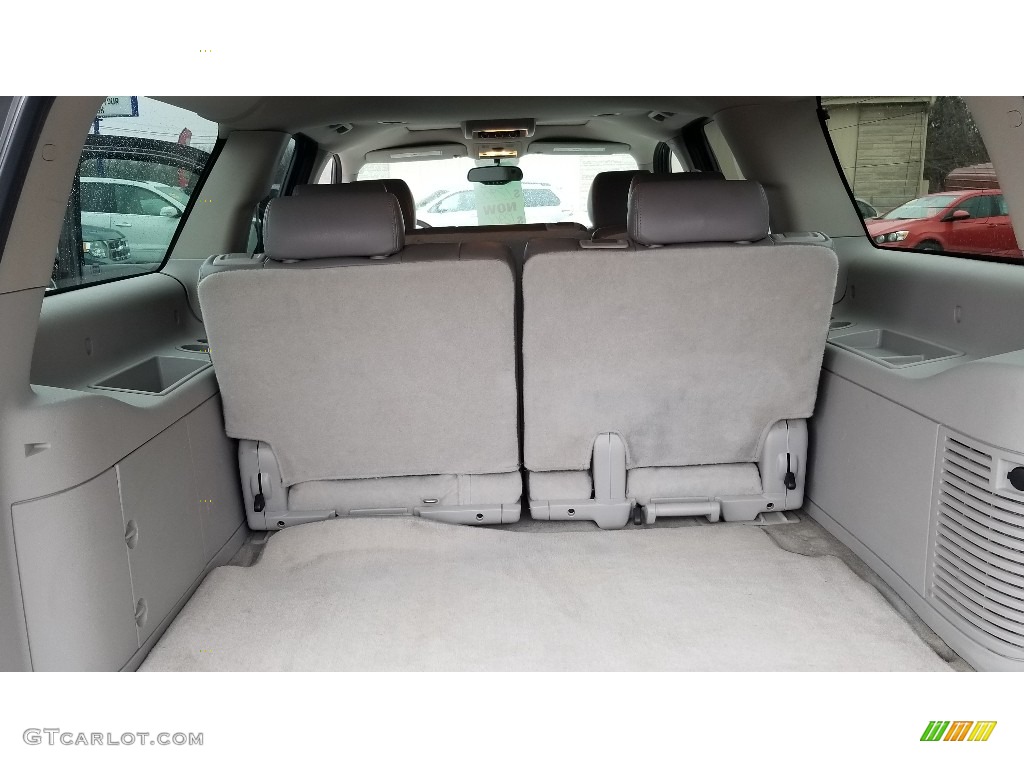 2007 Suburban 1500 LS 4x4 - Silver Birch Metallic / Light Titanium/Dark Titanium photo #19
