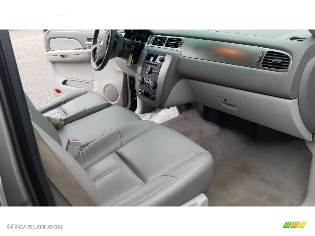 2007 Suburban 1500 LS 4x4 - Silver Birch Metallic / Light Titanium/Dark Titanium photo #23