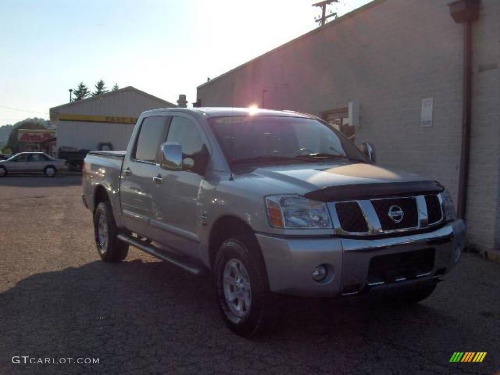 2004 Titan LE Crew Cab 4x4 - Radiant Silver / Sand/Steel photo #3