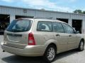 2002 Fort Knox Gold Ford Focus SE Wagon  photo #5