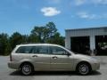 2002 Fort Knox Gold Ford Focus SE Wagon  photo #6