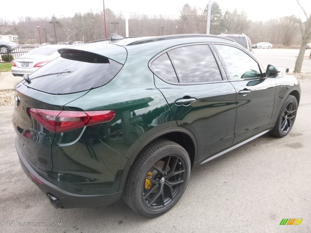 2019 Stelvio AWD - Verde Visconti (Green) Metallic / Black photo #8