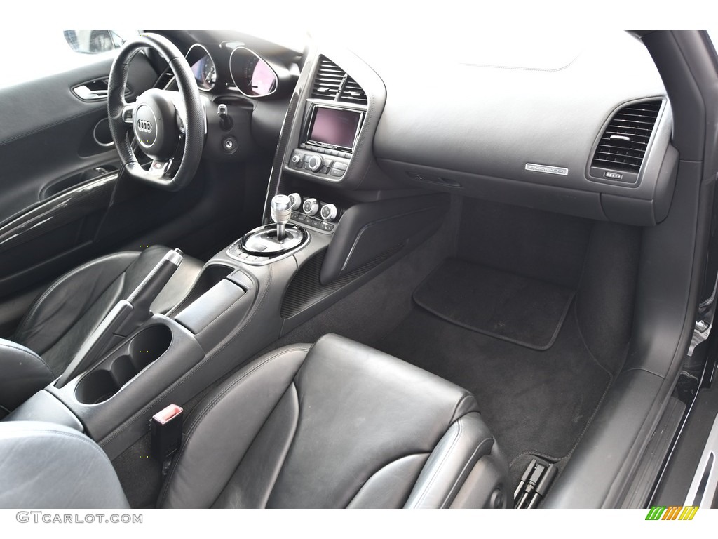 2014 Audi R8 Coupe V10 Dashboard Photos