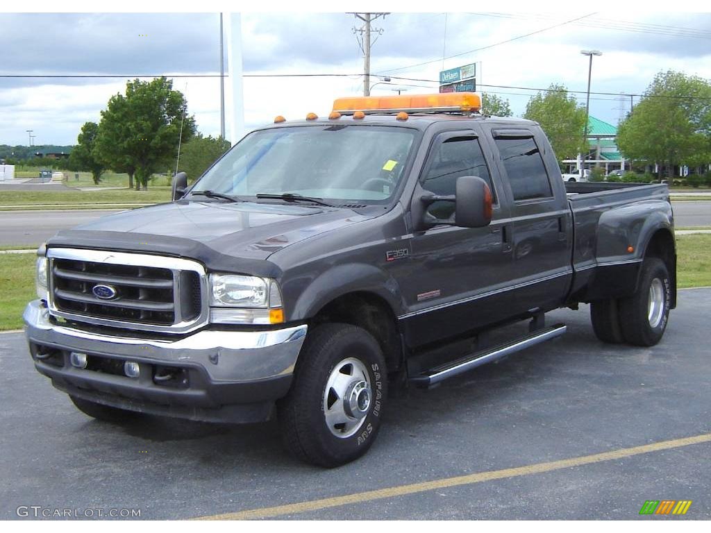 2004 F350 Super Duty Lariat Crew Cab 4x4 Dually - Dark Shadow Grey Metallic / Medium Flint photo #1