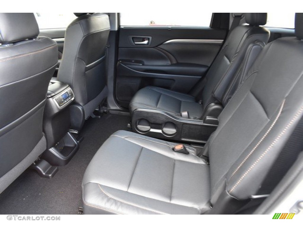 2019 Toyota Highlander Hybrid Limited AWD Rear Seat Photo #131061854