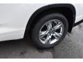 2019 Blizzard Pearl White Toyota Highlander Hybrid Limited AWD  photo #37