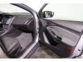 Ingot Silver Metallic - Focus SE 5-Door Photo No. 39
