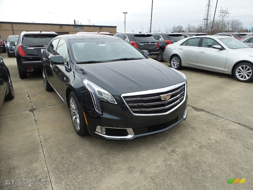 2019 XTS Luxury - Stone Gray Metallic / Jet Black photo #1