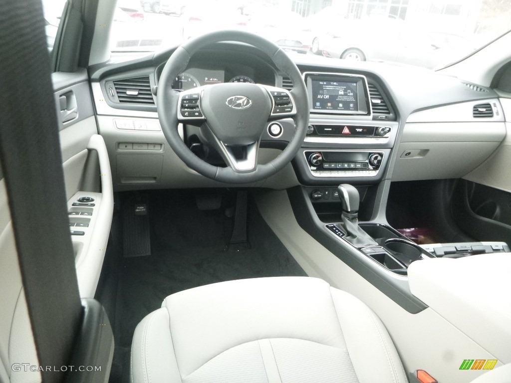 2019 Sonata SEL - Machine Gray / Gray photo #9