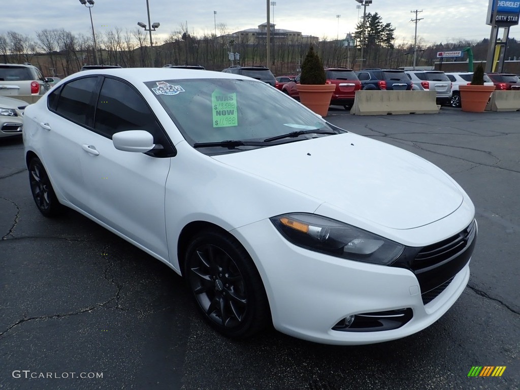 2015 Dart SXT - Bright White / Black/Light Tungsten Accent Stitching photo #10